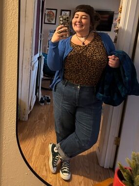 Meet your Posher, Kelly